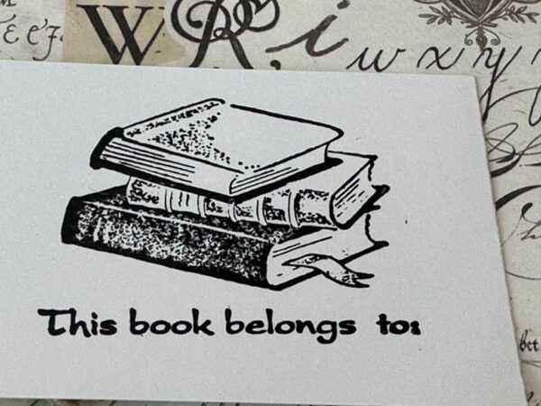 This book belongs M - Afbeelding 2