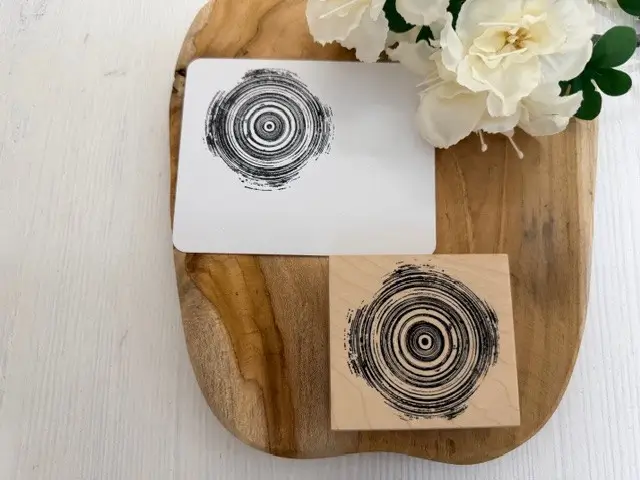 Medium Many Line Circle