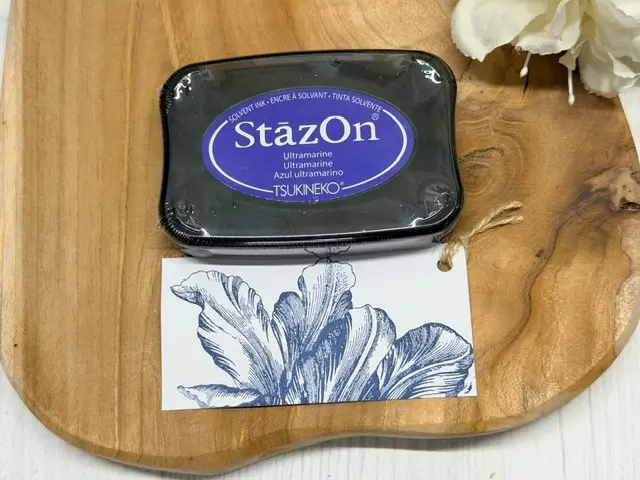 StazOn ultramarine